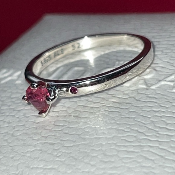 NWT Pandora Pink Heart Ring - Picture 8 of 10